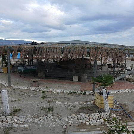 Zulu Beach Tenda Vlore Bagian luar foto