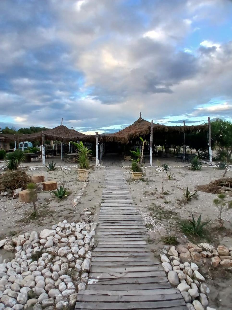 Zulu Beach Tenda Vlore Bagian luar foto